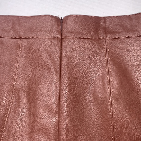 Ookie & Lala Faux Leather Skirt in Luggage. Small - Picture 11 of 12